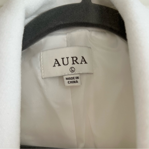 NWT white coat - Picture 3 of 4